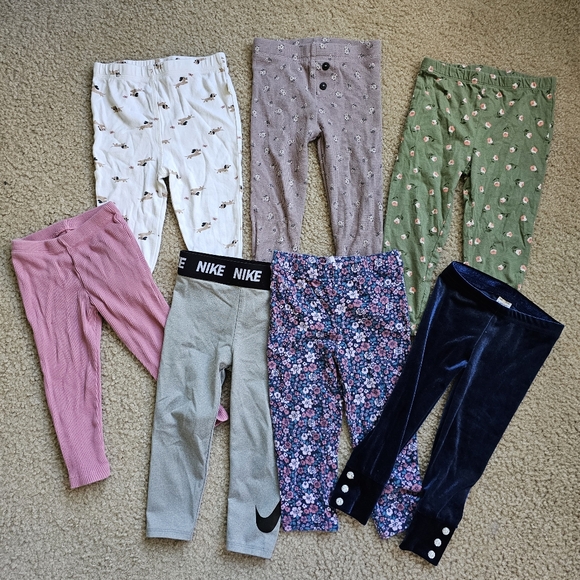 23pc baby girl clothing lot 18-24M 2T onesie sleepers pants tops jacket jeans - Picture 2 of 5